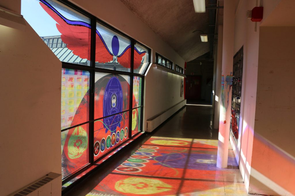 Upper_Inside_SunlxR_1170